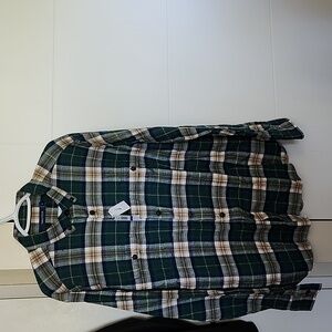 Nautica NWT Size XL Plaid Flannel Button Down Shirt